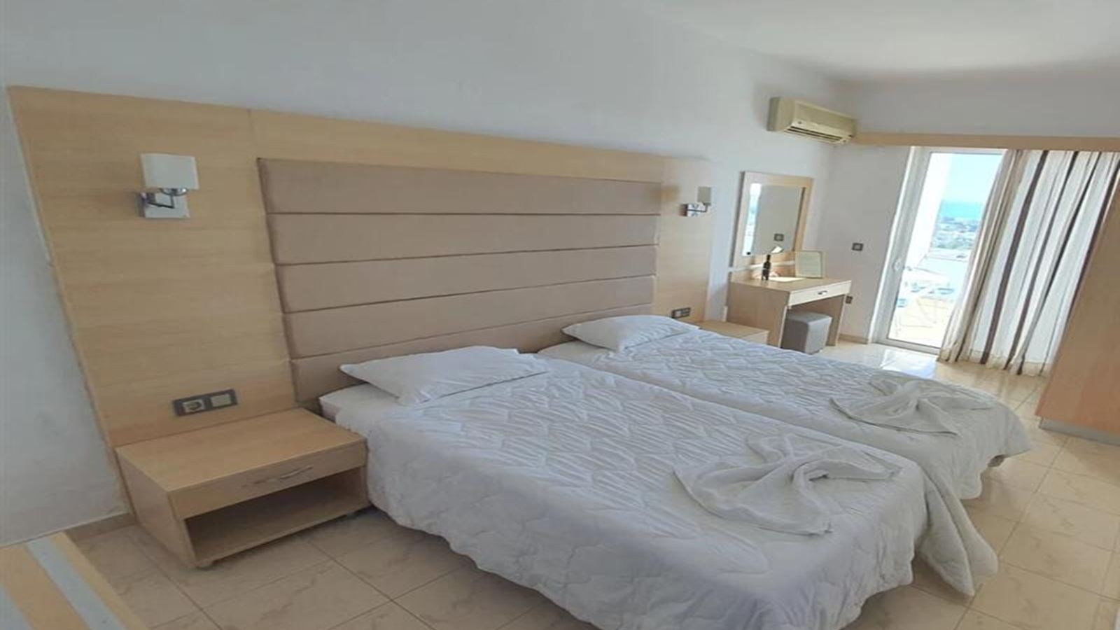 rooms-room-double-sea-view-balcony-or-terrace