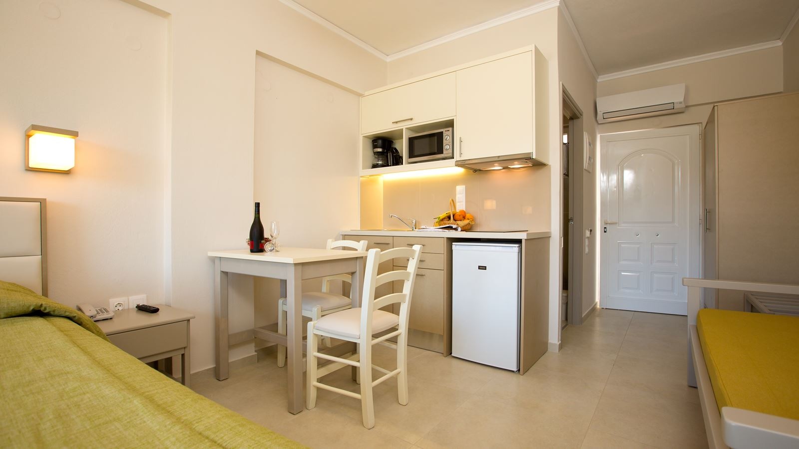 rooms-superior-studio-room