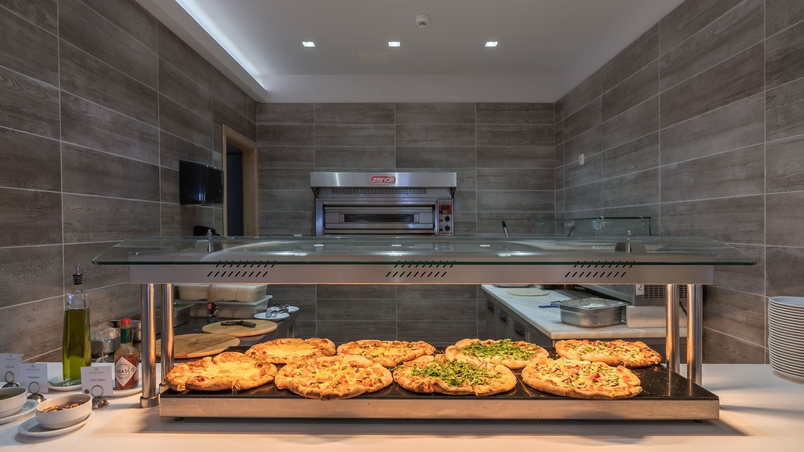 restaurants-sta-astra-main-restaurant