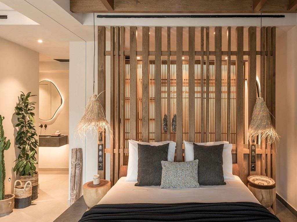 rooms-suite-1-bedroom-privategarden