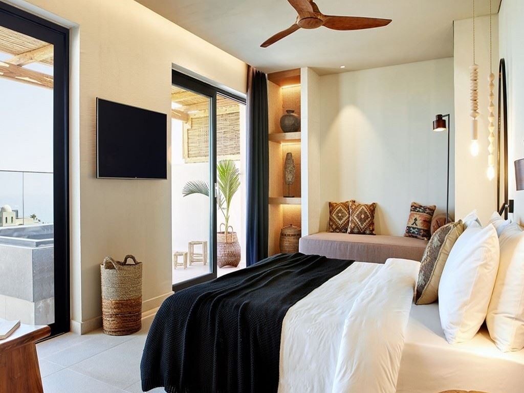 rooms-superior-room-seaview-jacuzzi