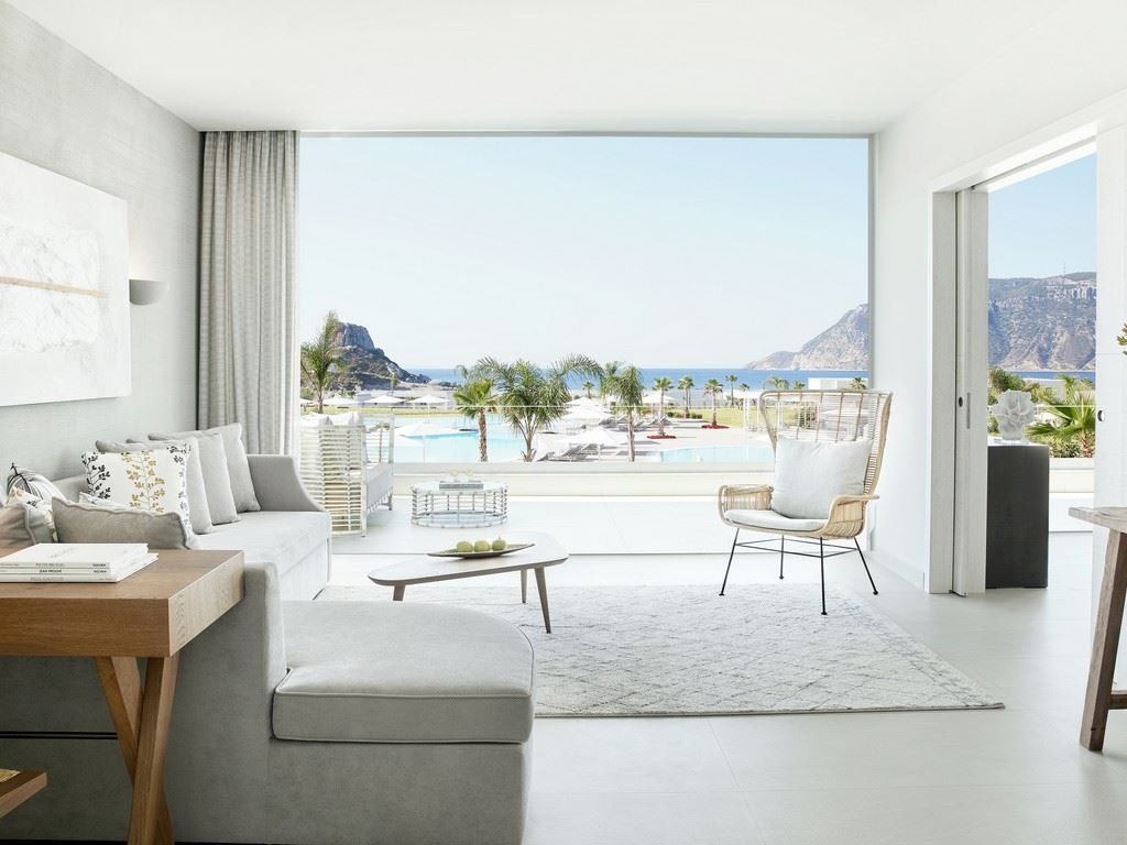 rooms-deluxe-one-bedroom-bungalow-suite-sea-view