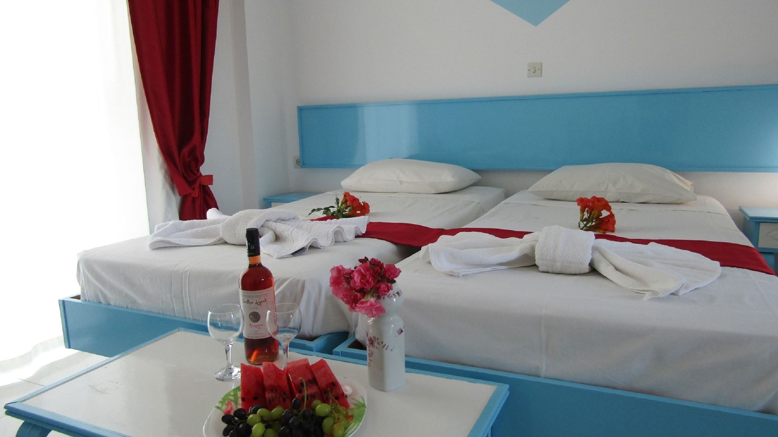 rooms-studio-doubletwin-balcony-or-terrace