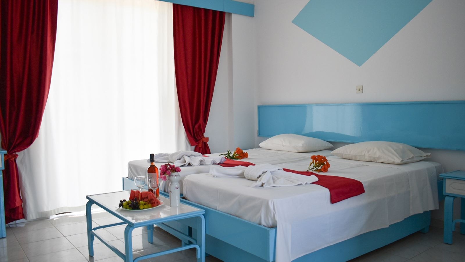 rooms-studio-doubletwin-balcony-or-terrace