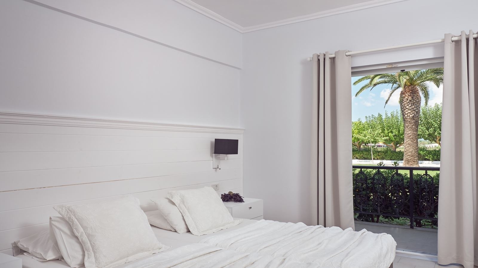 rooms-classic-double-room