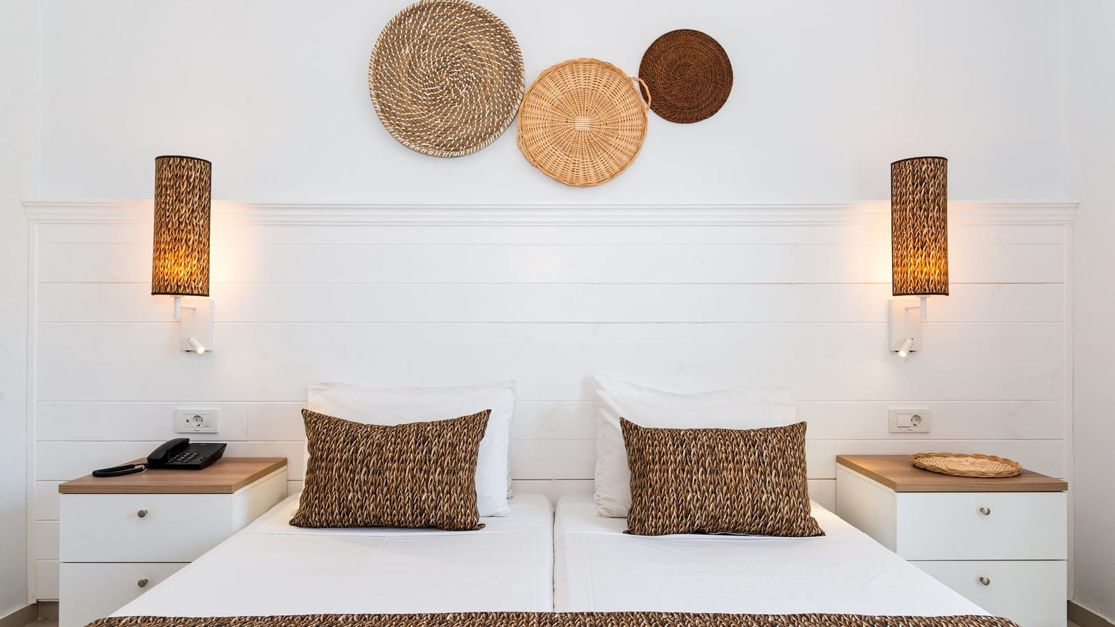 rooms-classic-double-room