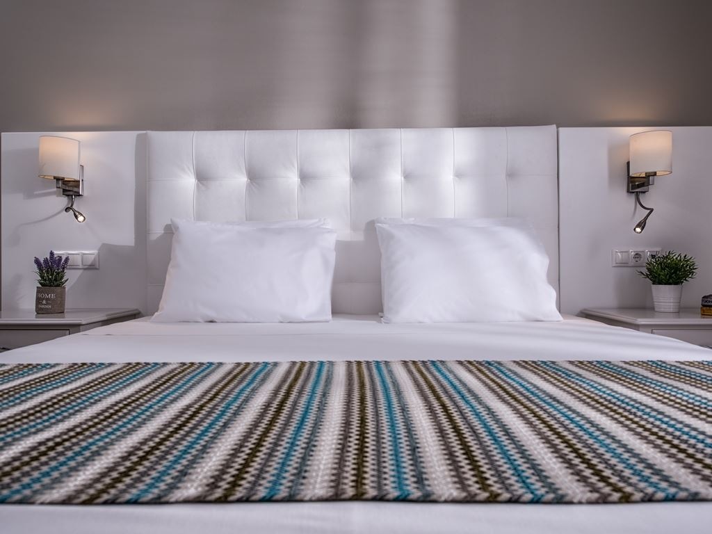 rooms-standard-room-garden-view