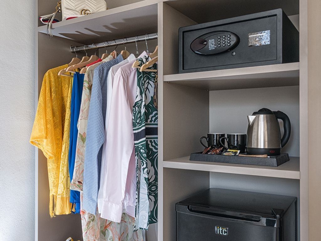 rooms-standard-room-garden-view