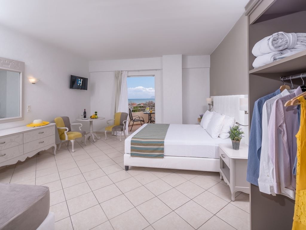 rooms-standard-room-sea-view