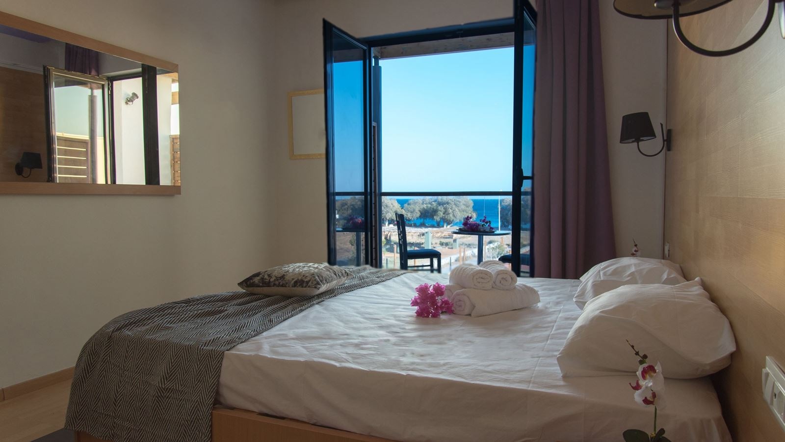 rooms-double-garden-view