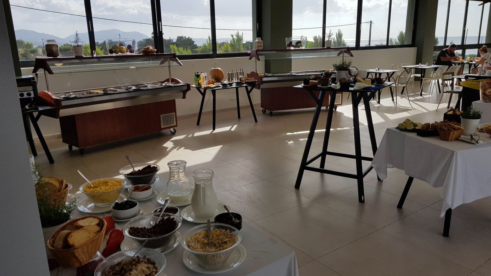 restaurants-restaurant