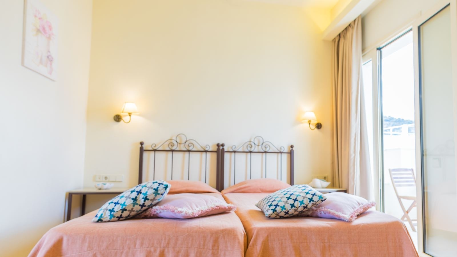 rooms-superior-studio-double-balcony-or-terrace