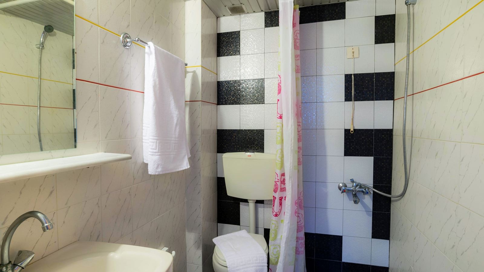 rooms-studio-standard-gardenview-or-side-sea-view-balcony-or-terrace