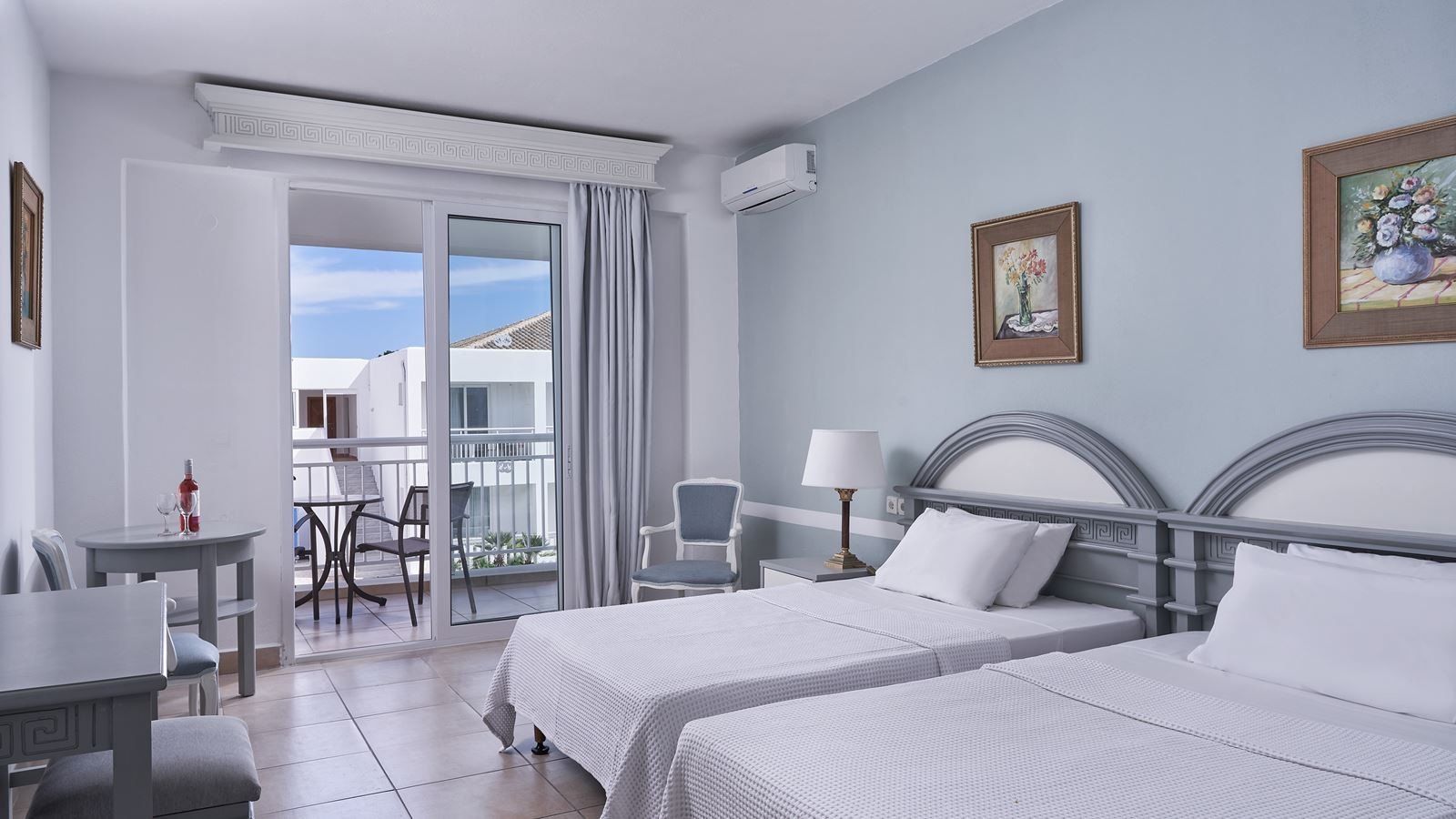 rooms-classic-rooms-with-garden-view