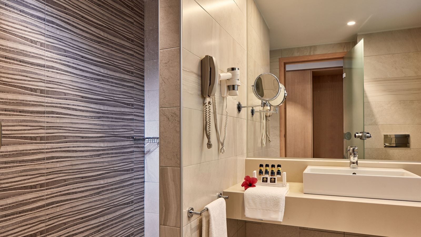 rooms-double-room-with-private-pool