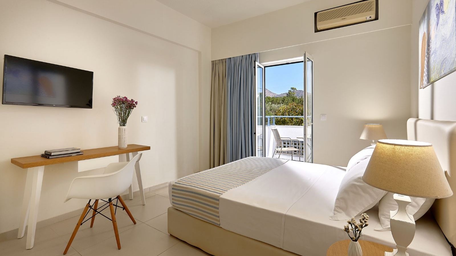 rooms-superior-double-room