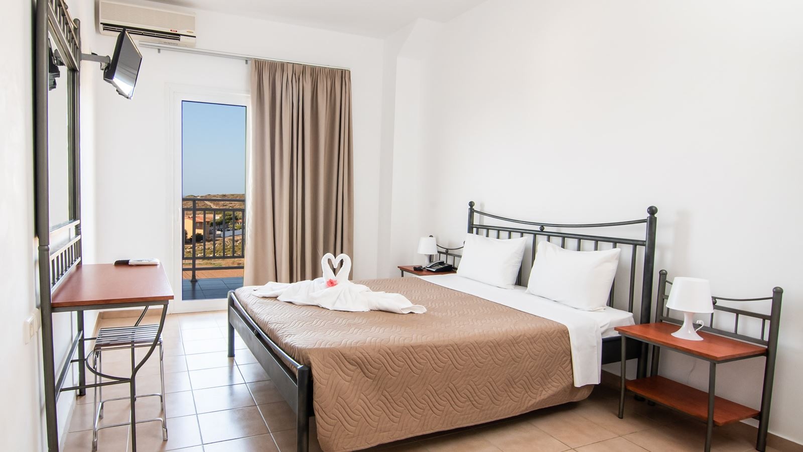 rooms-triple-room-standard--balcony