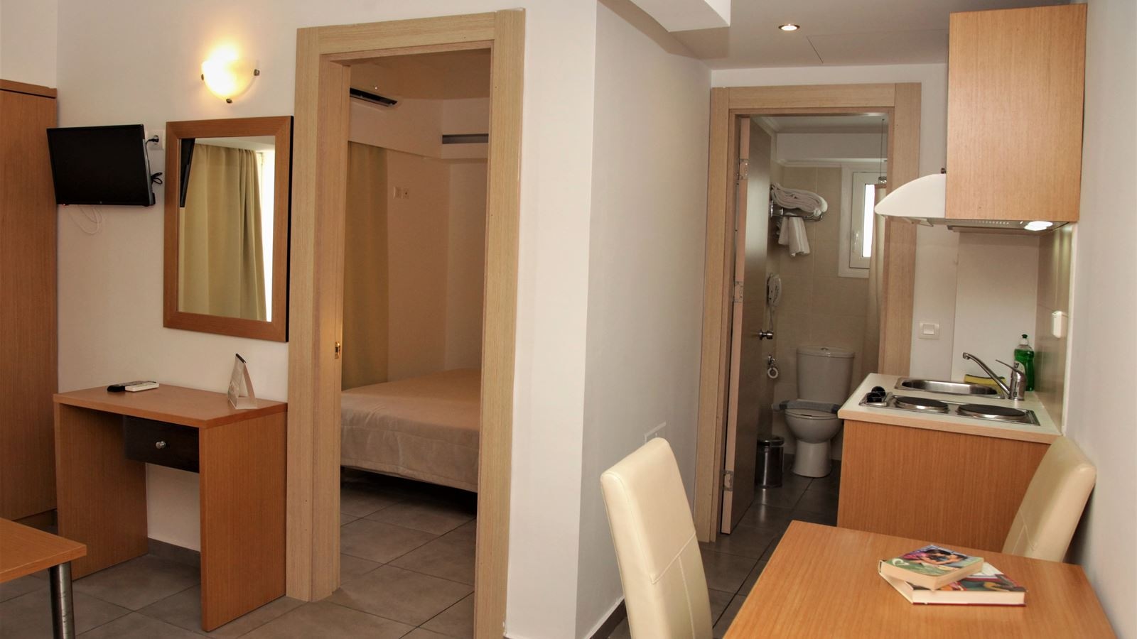 rooms-apartment-3pax