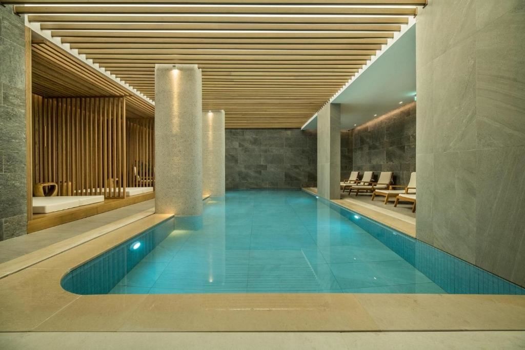 pools-indoor-pool