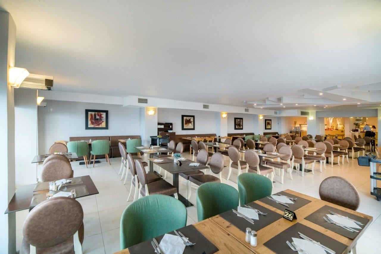 restaurants-main-buffet-restaurant