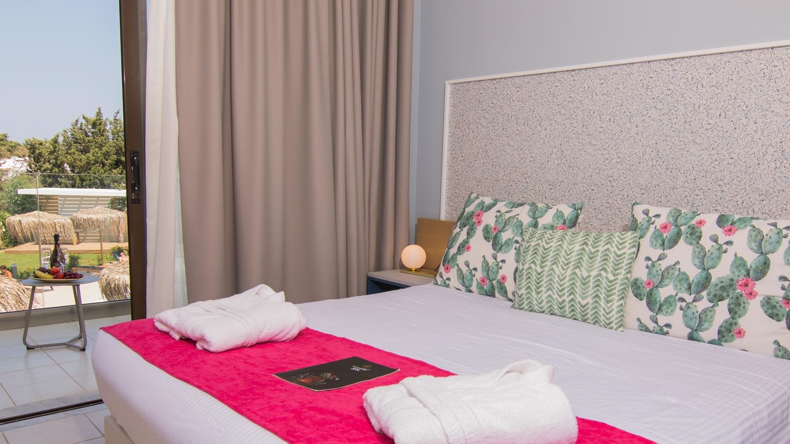 rooms-room-deluxe-double-gardenpoolview-balcony-or-terrace