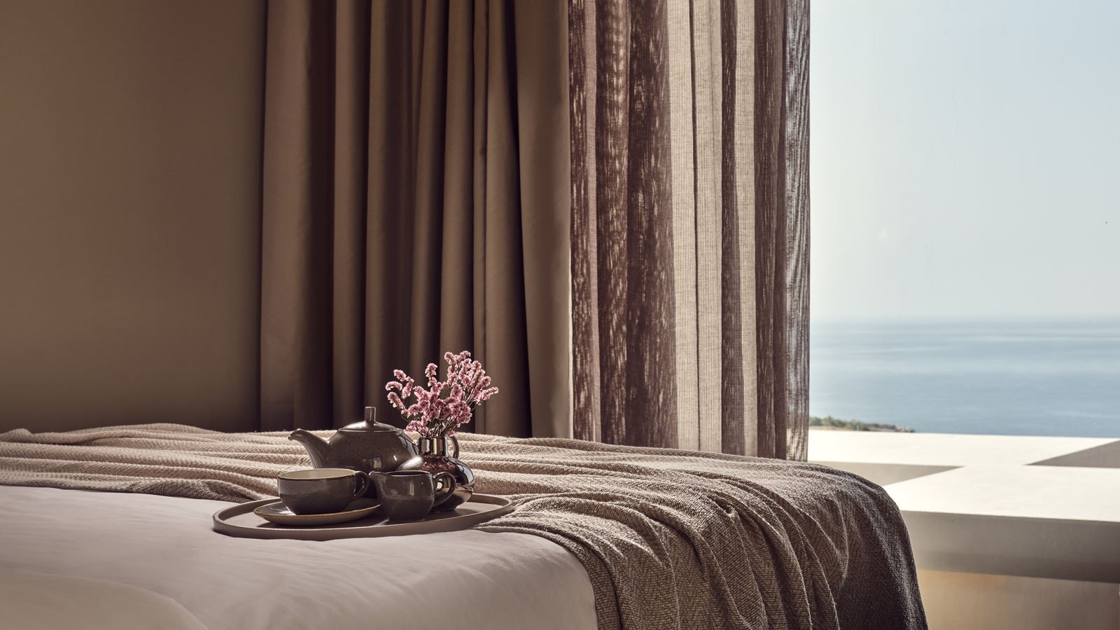 rooms-grand-villa-sea-view-with-private-pool