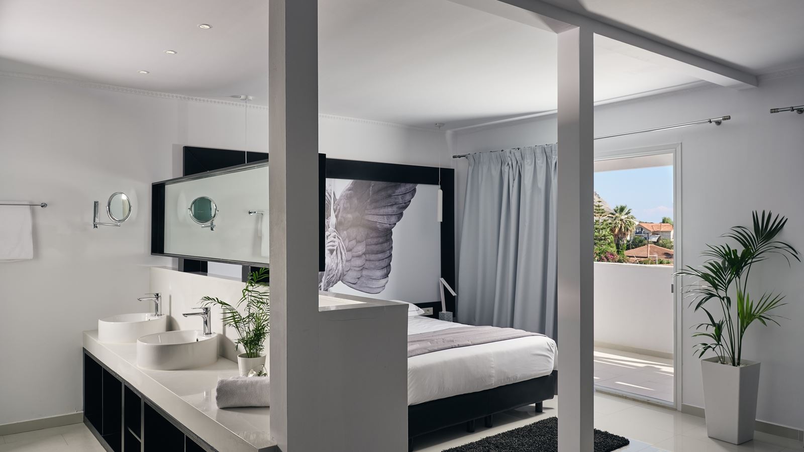 rooms-superior-suite-with-private-jacuzzi