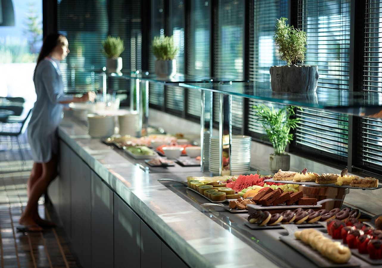 restaurants-ambrosia-main-restaurant