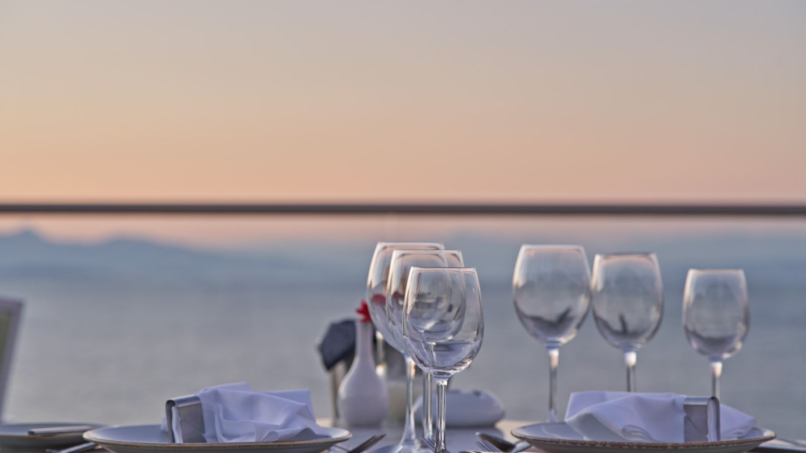 restaurants-ouranos-restaurant