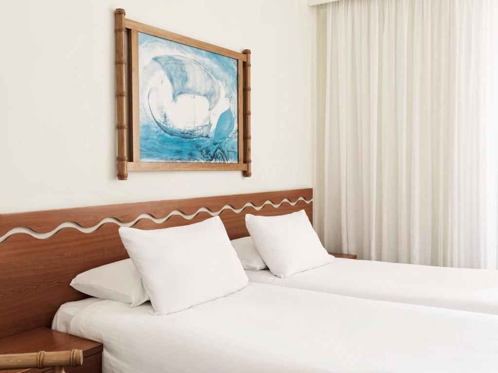 rooms-single-standard-room