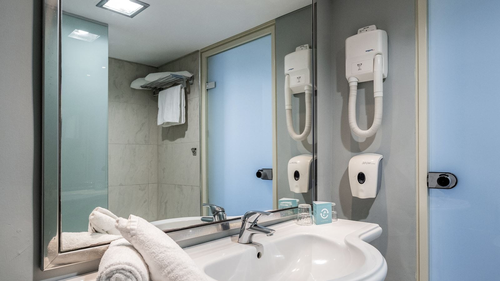 rooms-superior-room-garden-view