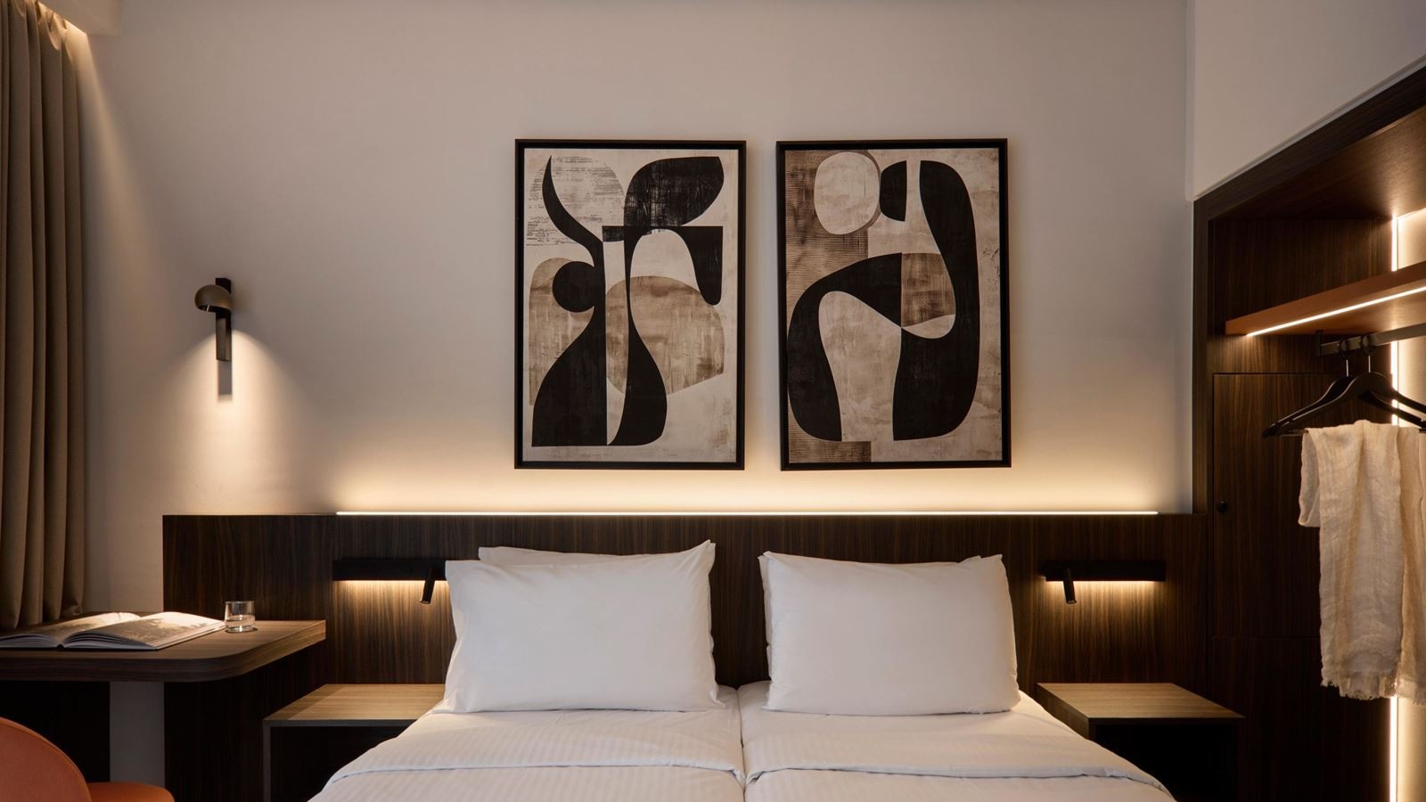 rooms-single-use-garden-view-balcony