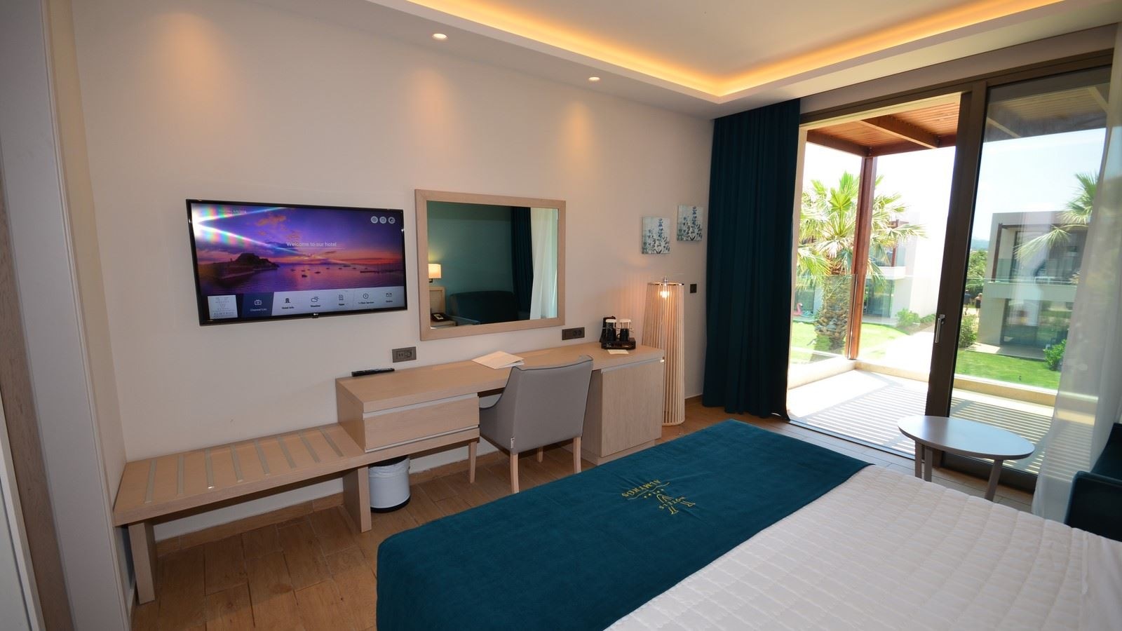 rooms-deluxe-double-garden-view