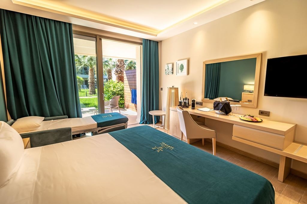 rooms-deluxe-double-garden-view