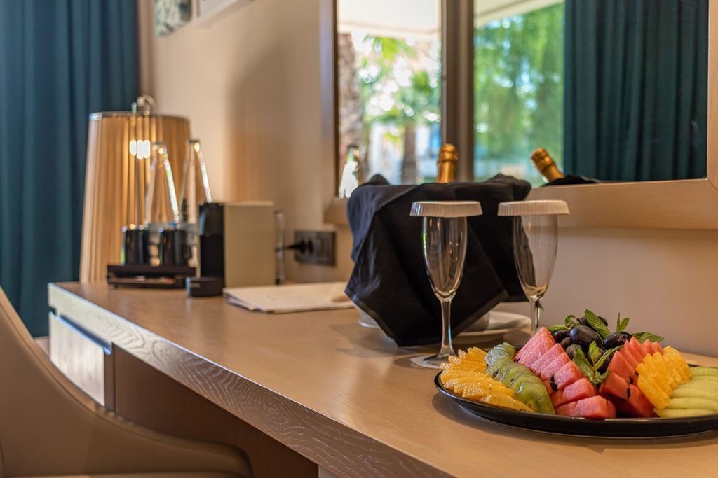 rooms-deluxe-double-garden-view