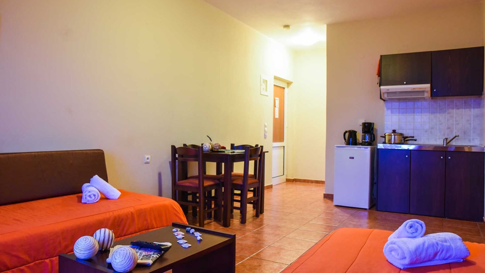 rooms-1-bedroom-apartment-sea-view