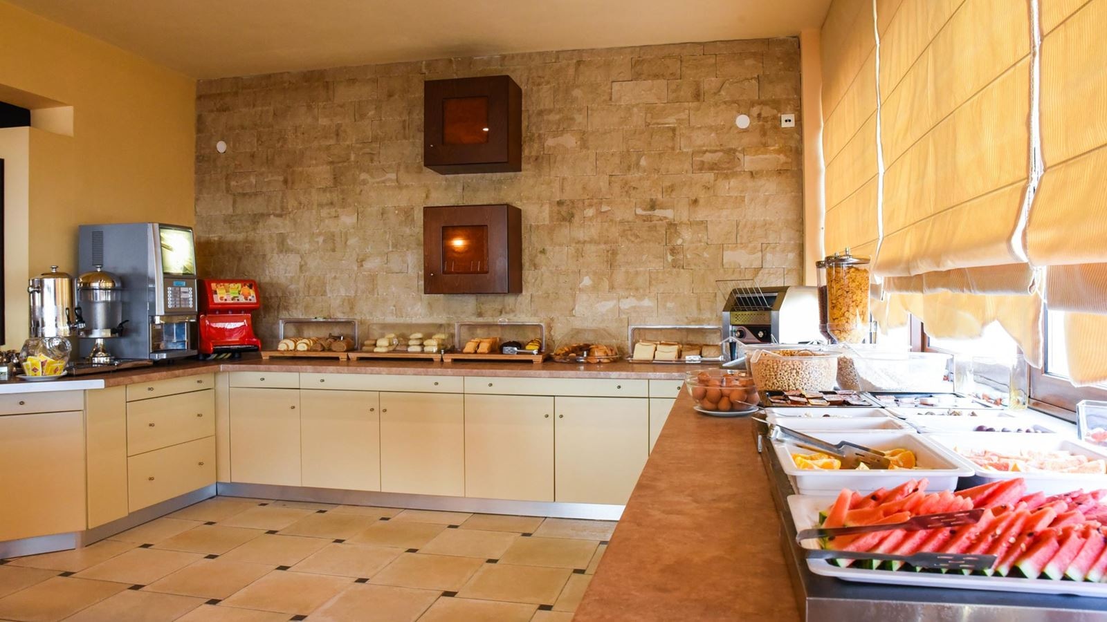 restaurants-main-restaurant