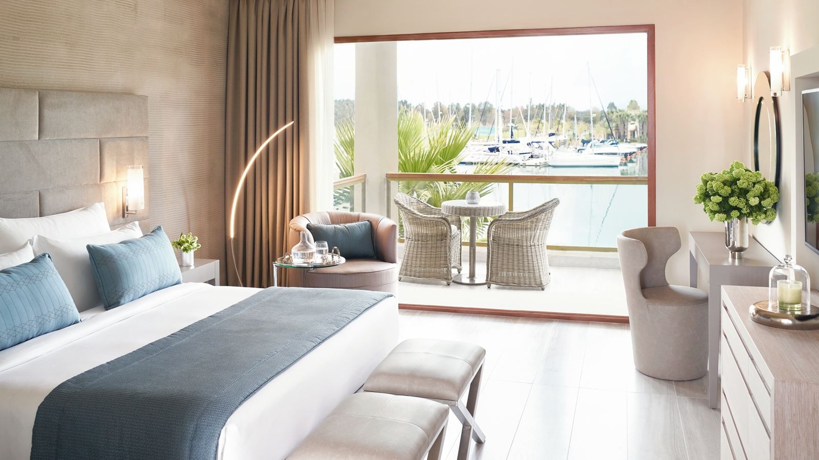 rooms-deluxe-double-room-marina-view