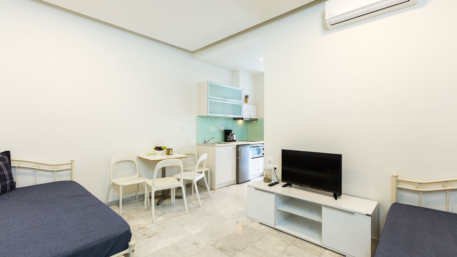 rooms-1-bedroom-apartment-side-sea-view