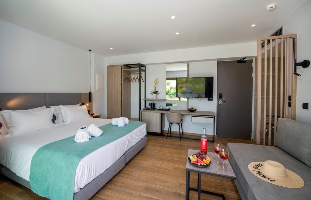 rooms-superior-double-room