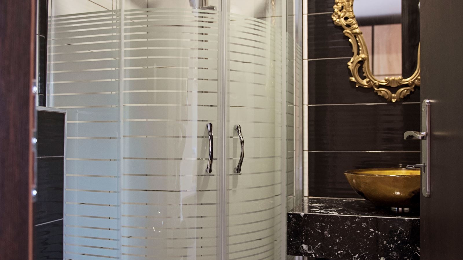 rooms-double-superior-room-balcony