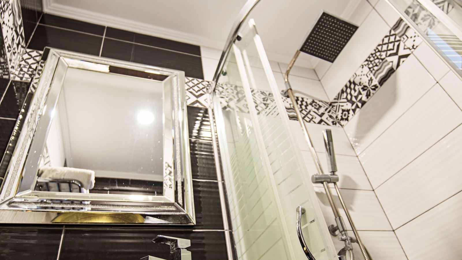 rooms-double-superior-room-balcony