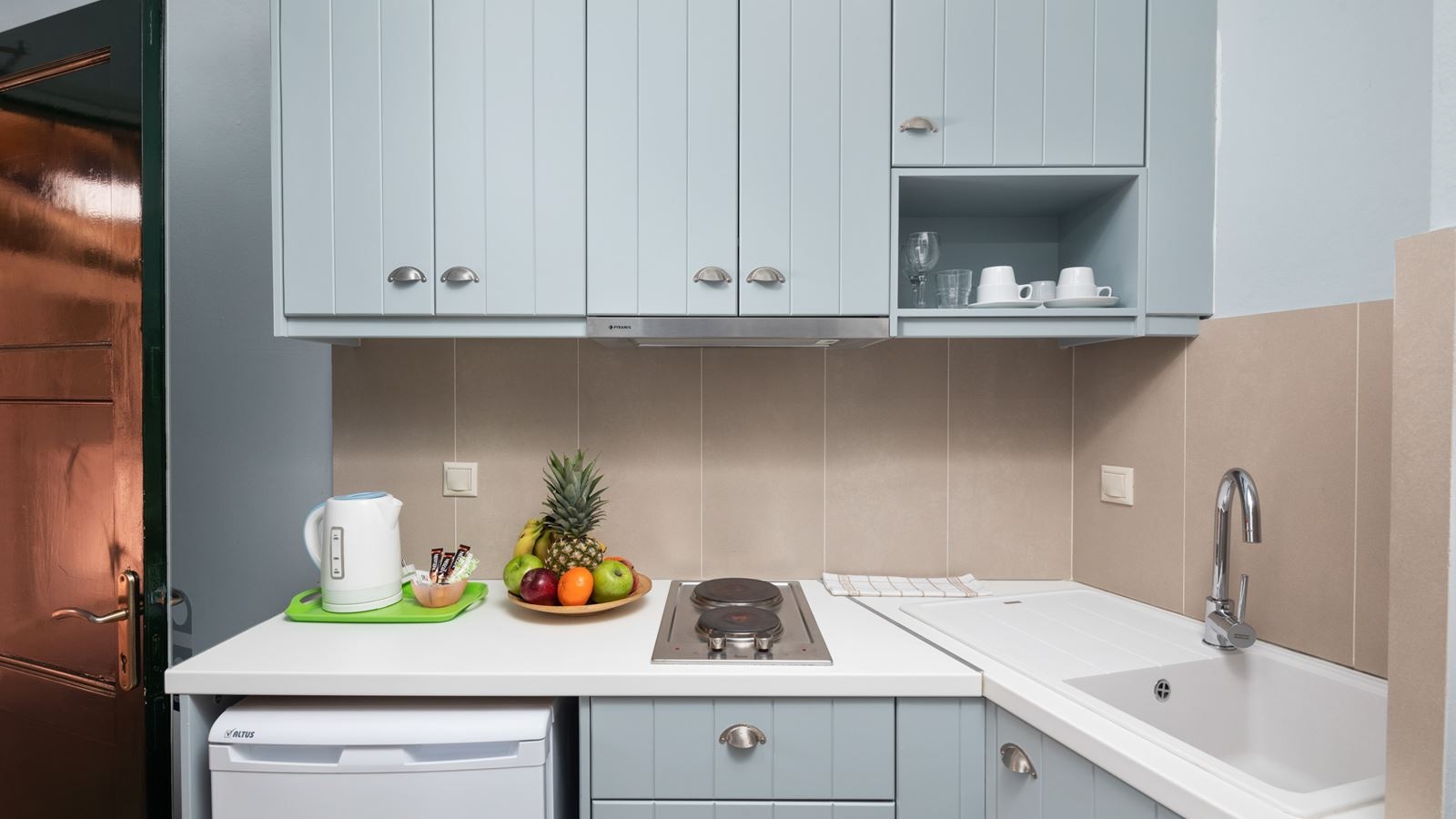 rooms-comfort-studio-with-balcony