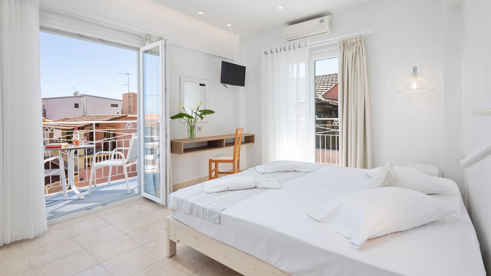 rooms-superior-twindouble-studio-with-sea-view