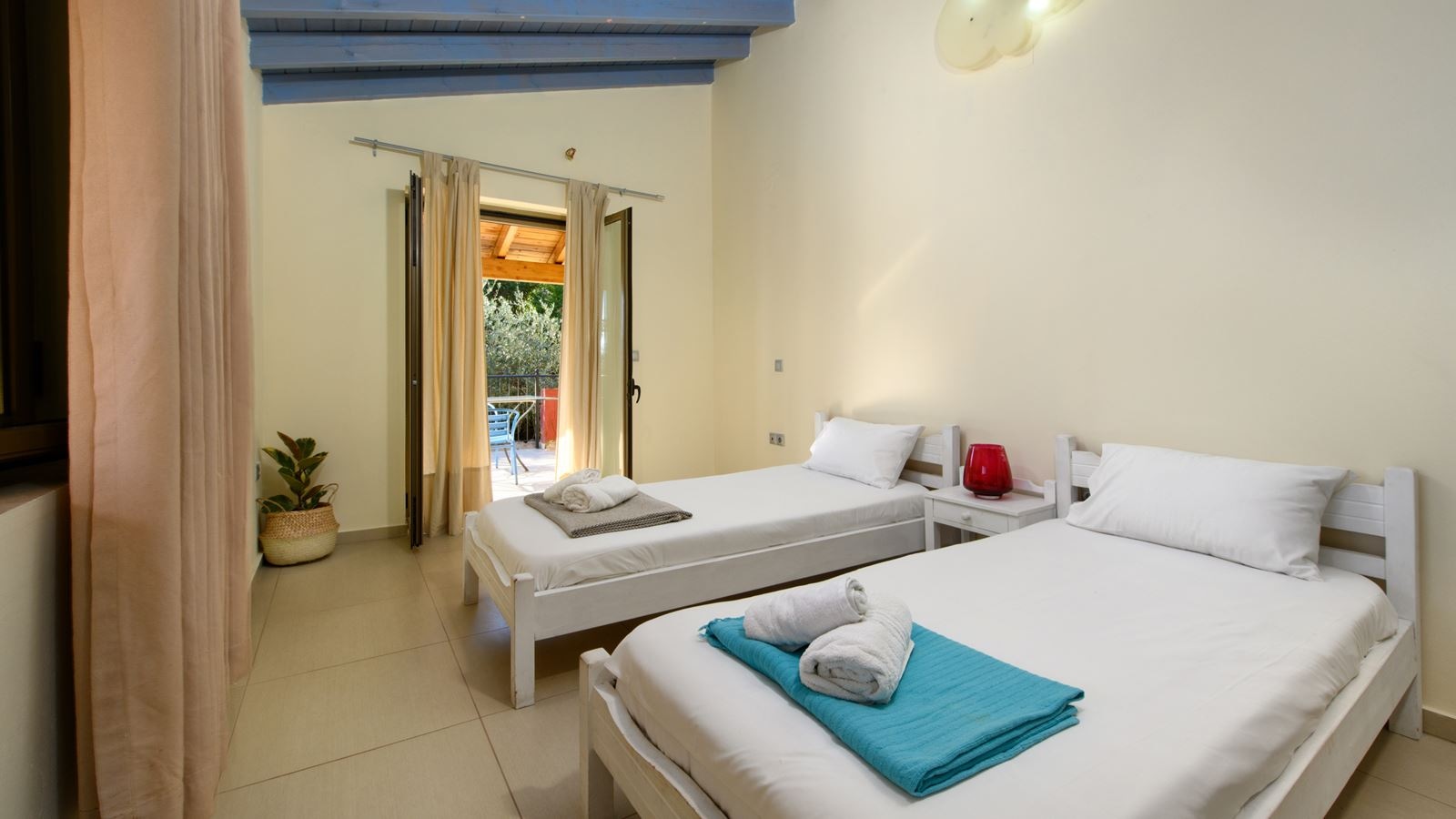 rooms-infinity-seaview-apartment