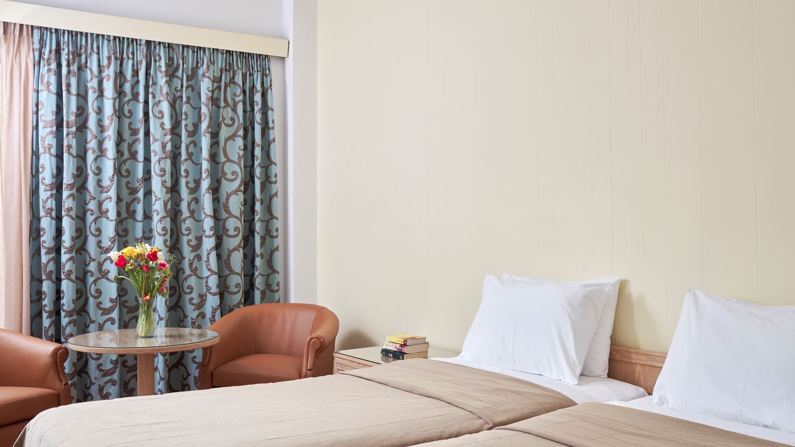 rooms-double-or-twin-superior