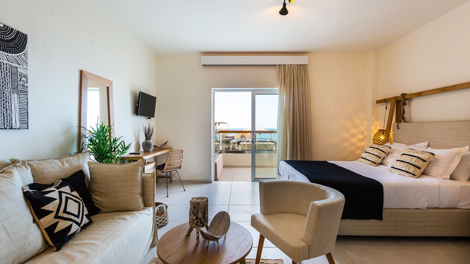 rooms-double-standard-room-seaview-balcony-or-terrace