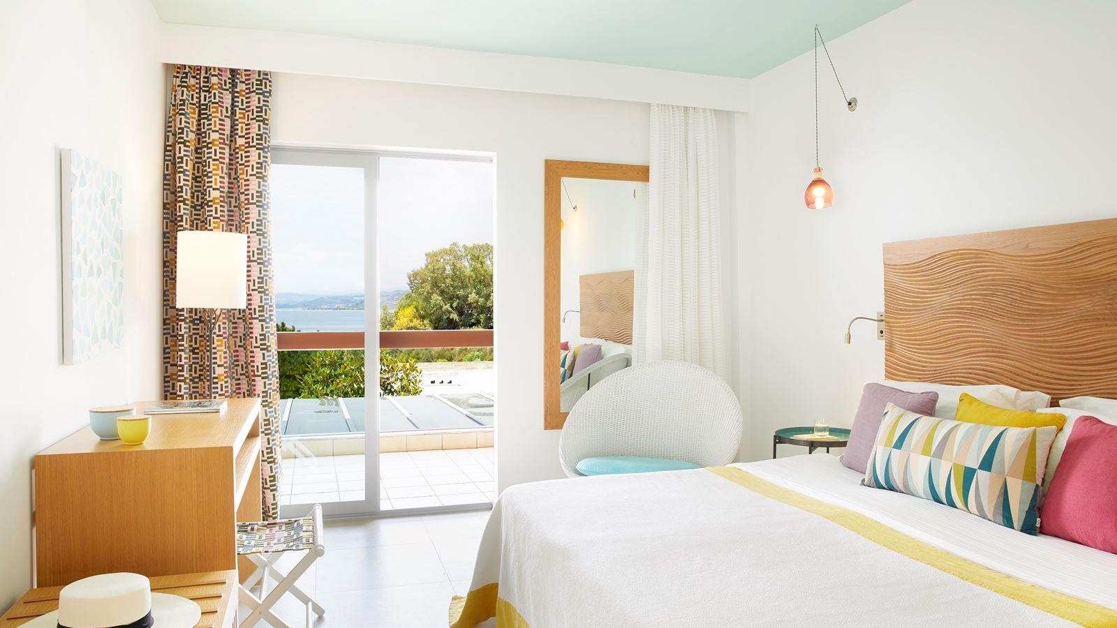 rooms-room-superior-double-seaview-balcony