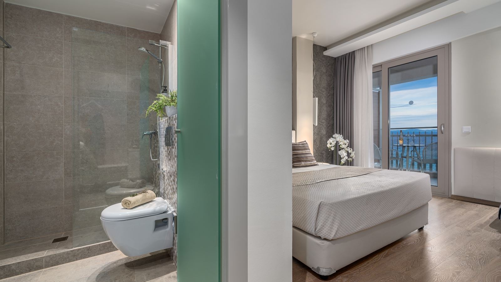 rooms-premium-deluxe-double-sea-front