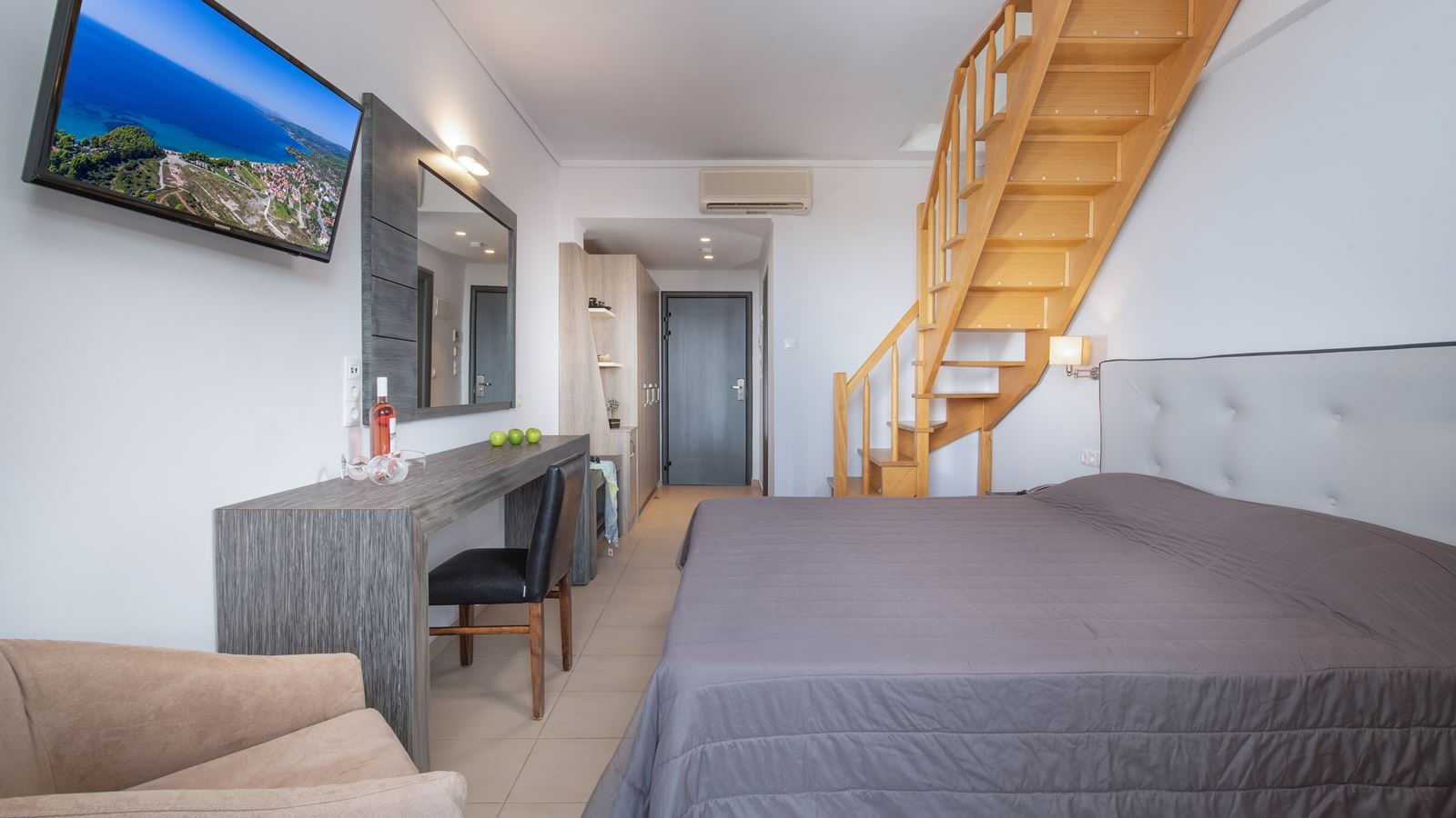 rooms-maisonette-side-sea-view